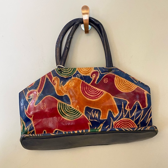 Beautiful 90’s tooled leather colorful elephant pattern hand purse. - Picture 2 of 15